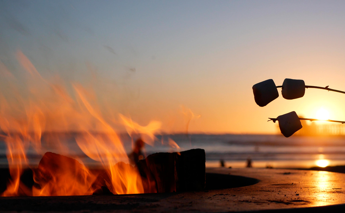 campfire-pit-beach