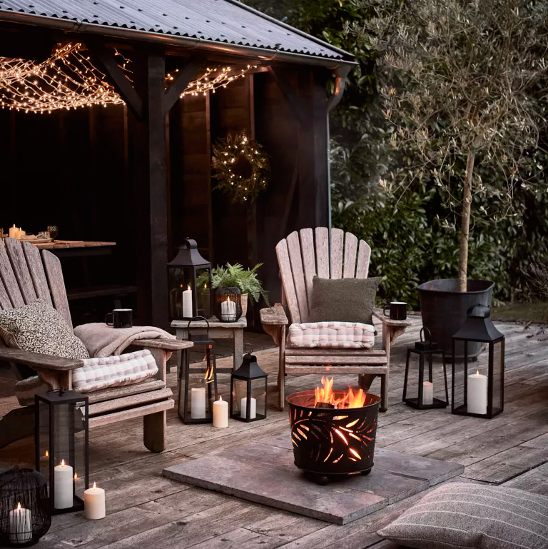 fire-pit-dress-up-deck